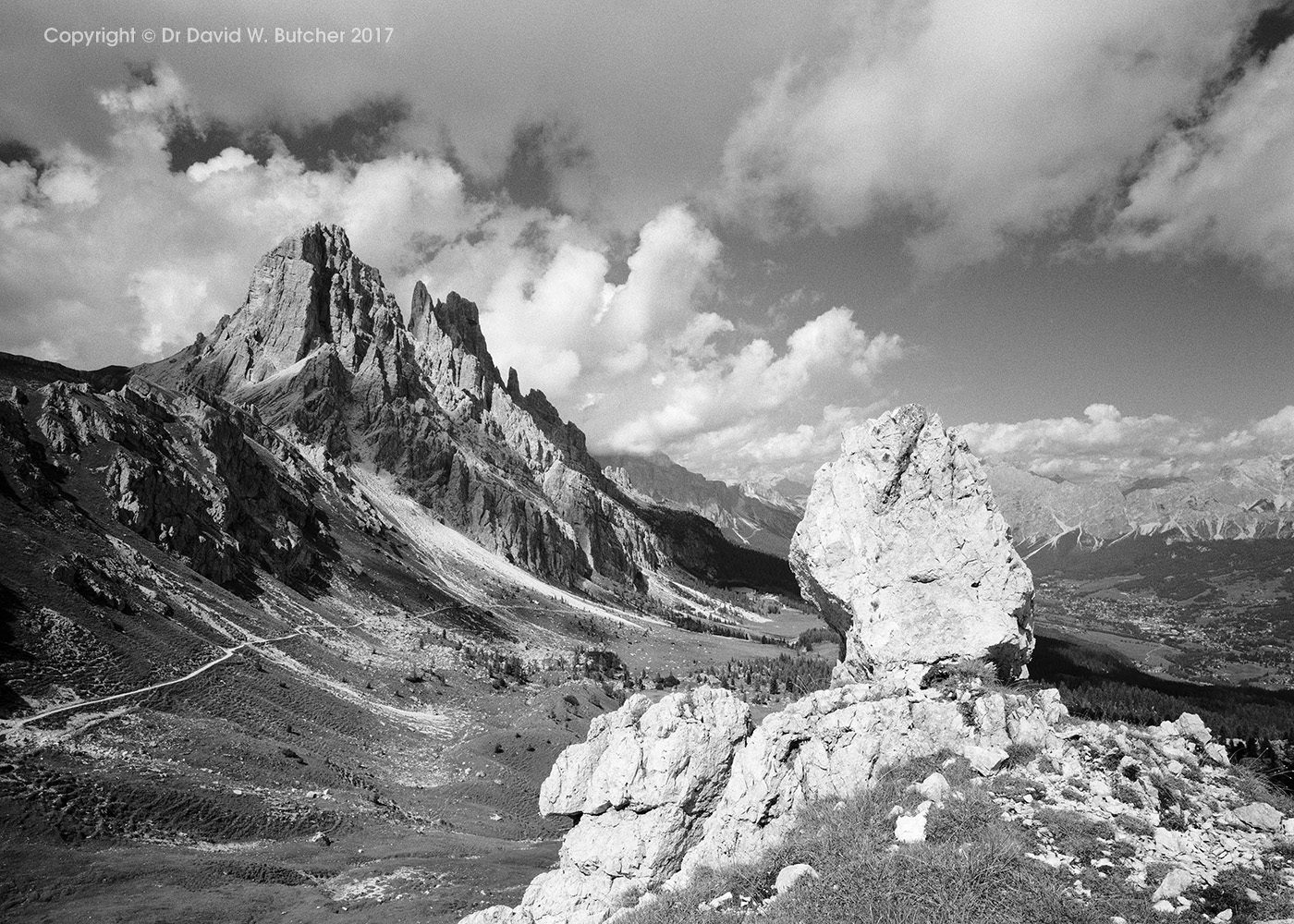 Cortina Dolomites, Cima Ambrizolla from Forcella Ambrizoll, Italy ...