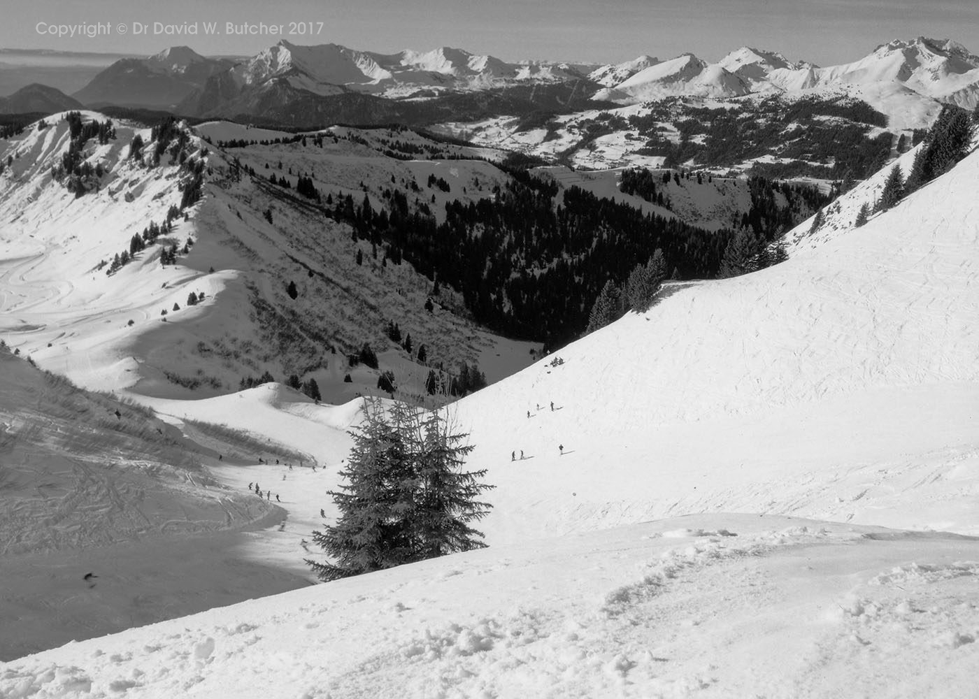 Morzine, Les Gets and Beyond from Chamossiere, Portes du Soleil France ...